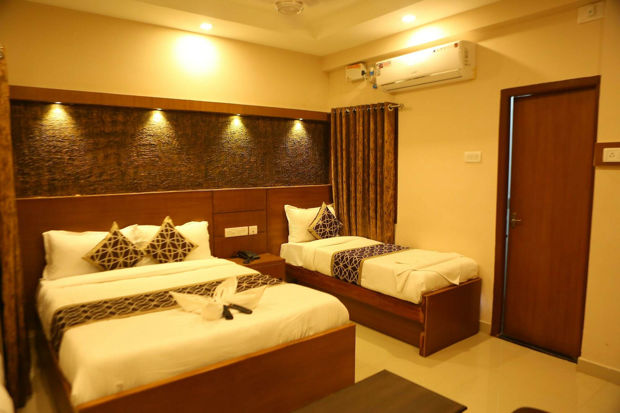 Horizon Inn Chennai Bagian luar foto